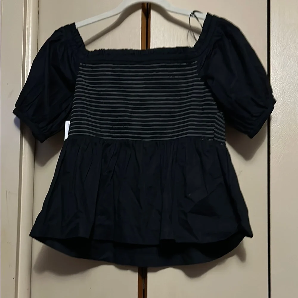 Black Puff Sleeve Top